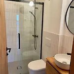 New Relaxing Mountain Getaway. Daire Dollach