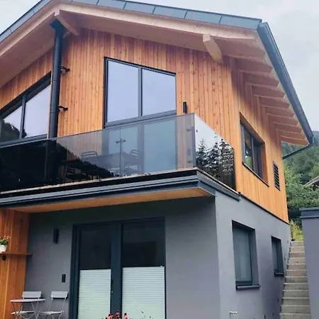 New Relaxing Mountain Getaway. Dollach