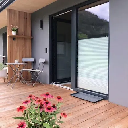 New Relaxing Mountain Getaway. Dollach