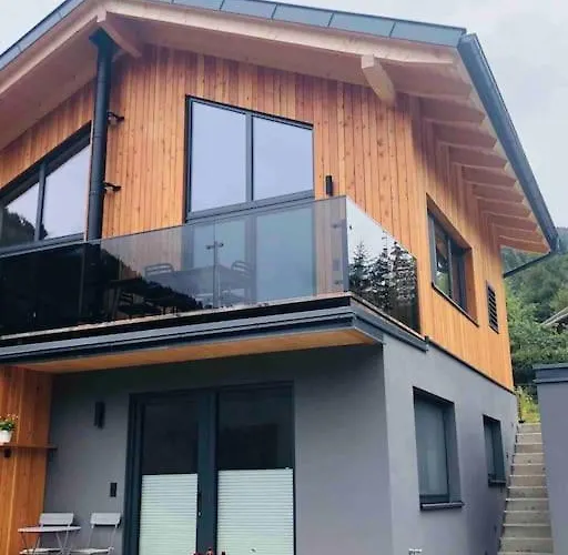 New Relaxing Mountain Getaway. Dollach