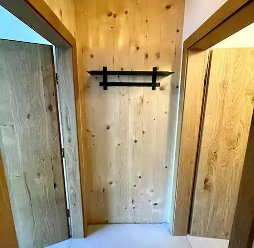 New Relaxing Mountain Getaway. *